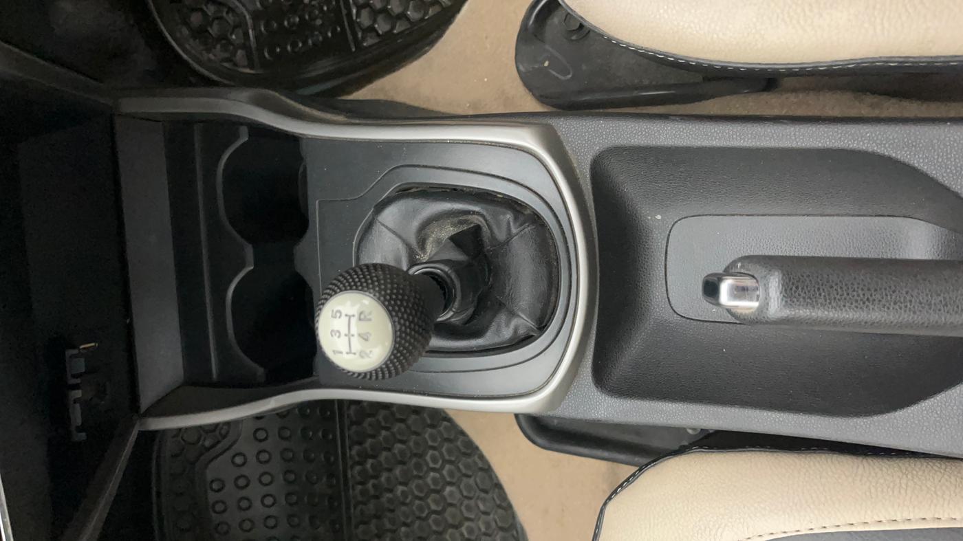 2017 Honda City 1.5L I-VTEC SV, Petrol, Manual, 97,531 km, Gear Lever