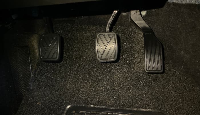 2024 Maruti BREZZA VXI S-CNG, CNG, Manual, 15,286 km, Pedals
