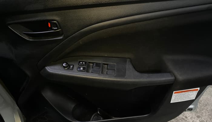 2024 Maruti BREZZA VXI S-CNG, CNG, Manual, 15,286 km, Driver Side Door Panels Control