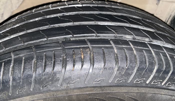 2024 Maruti BREZZA VXI S-CNG, CNG, Manual, 15,286 km, Right Front Tyre Tread