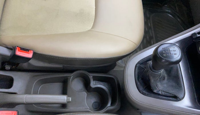 2014 Hyundai i10 MAGNA 1.1, Petrol, Manual, 27,221 km, Gear Lever