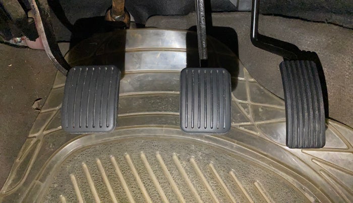 2014 Hyundai i10 MAGNA 1.1, Petrol, Manual, 27,221 km, Pedals