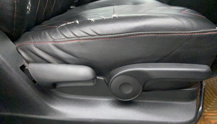 2020 Maruti Vitara Brezza ZXI +, Petrol, Manual, 55,553 km, Driver Side Adjustment Panel