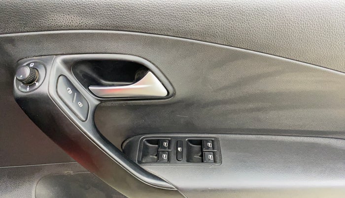 2016 Volkswagen Polo GT TSI AT, Petrol, Automatic, 60,115 km, Driver Side Door Panels Control