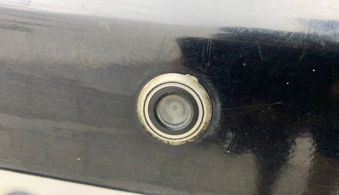 2017 Mahindra TUV300 T8 AMT, Diesel, Automatic, 95,597 km, Parking Camera