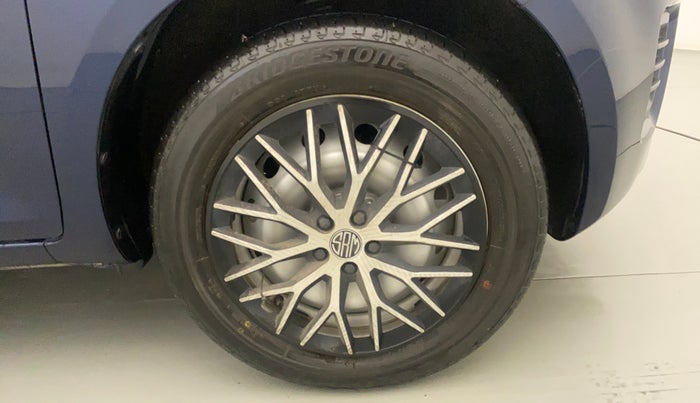 2023 Maruti IGNIS SIGMA 1.2, Petrol, Manual, 4,684 km, Right Front Wheel