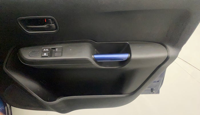 2023 Maruti IGNIS SIGMA 1.2, Petrol, Manual, 4,684 km, Driver Side Door Panels Control