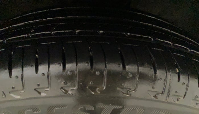 2023 Maruti IGNIS SIGMA 1.2, Petrol, Manual, 4,684 km, Right Front Tyre Tread