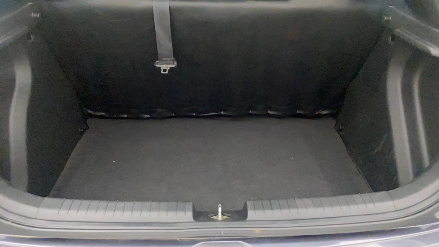 2015 Hyundai Elite i20 MAGNA 1.2, Petrol, Manual, 53,726 km, Boot Inside