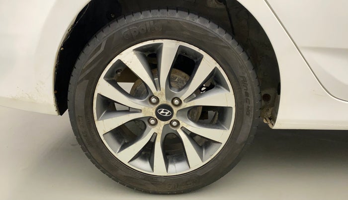 2016 Hyundai Verna FLUIDIC 1.6 CRDI SX 4S, Diesel, Manual, 77,673 km, Right Rear Wheel