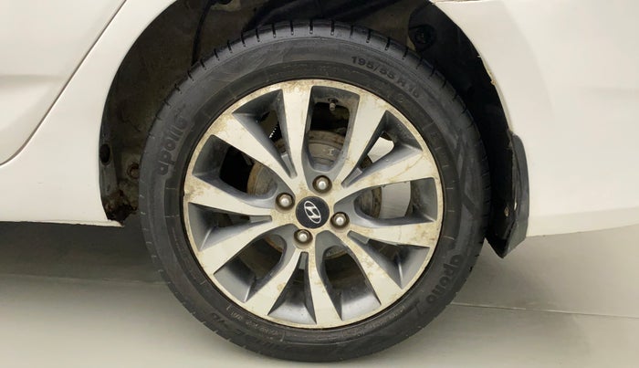 2016 Hyundai Verna FLUIDIC 1.6 CRDI SX 4S, Diesel, Manual, 77,673 km, Left Rear Wheel