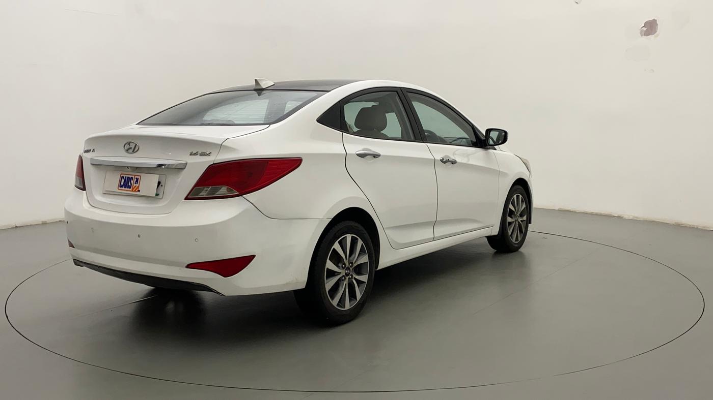2016 Hyundai Verna FLUIDIC 1.6 CRDI SX 4S, Diesel, Manual, 77,673 km, Right Back Diagonal