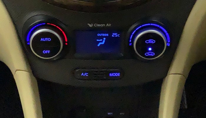 2016 Hyundai Verna FLUIDIC 1.6 CRDI SX 4S, Diesel, Manual, 77,673 km, Automatic Climate Control