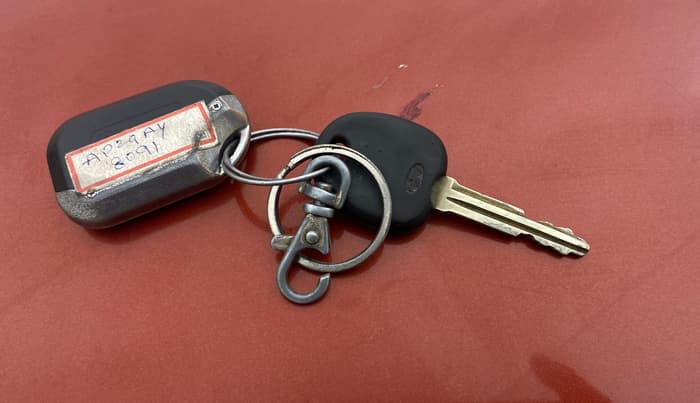 2013 Hyundai i10 MAGNA 1.2, Petrol, Manual, 1,03,426 km, Key Close Up