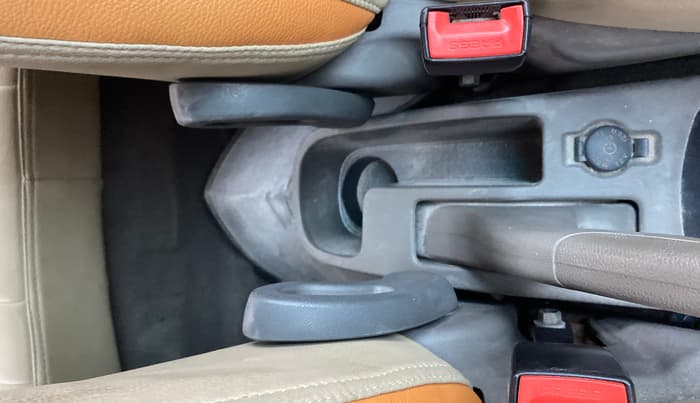 2013 Hyundai i10 MAGNA 1.2, Petrol, Manual, 1,03,426 km, Driver Side Adjustment Panel