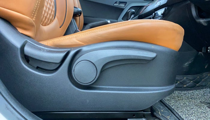 2016 Hyundai Creta SX PLUS  ANNIVERSARY EDITION 1.6 PETROL, Petrol, Manual, 88,267 km, Driver Side Adjustment Panel