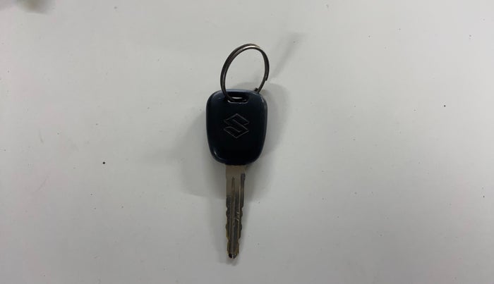 2017 Maruti Alto 800 LXI, Petrol, Manual, 45,038 km, Key Close Up