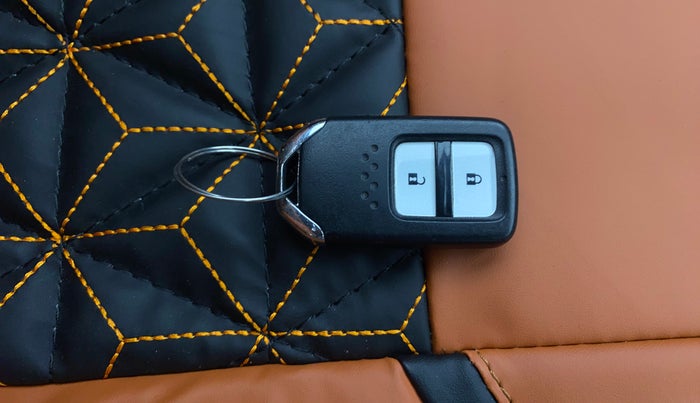 2020 Honda Jazz 1.2L I-VTEC ZX CVT, Petrol, Automatic, 75,881 km, Key Close Up