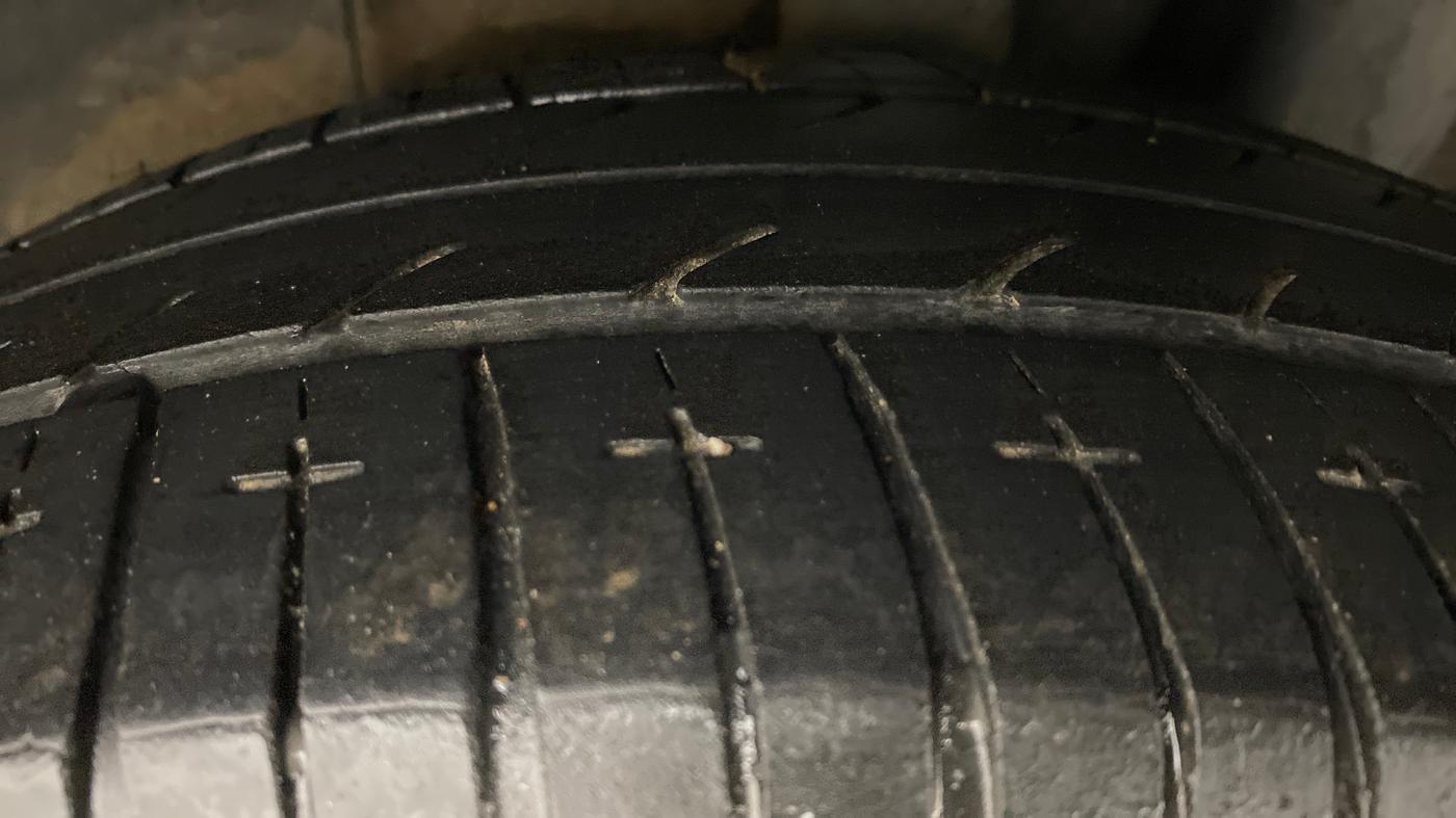 2014 Hyundai Xcent SX 1.2 OPT, Petrol, Manual, 80,274 km, Left Rear Tyre Tread