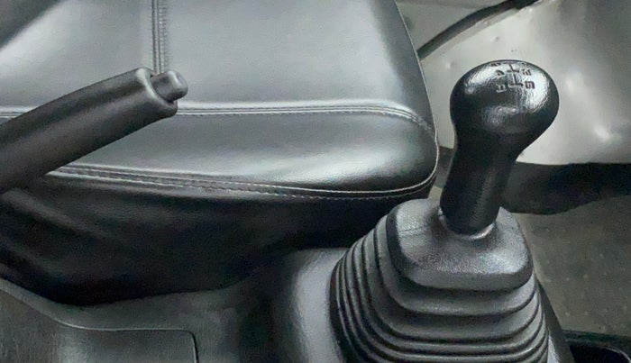 2022 Maruti Eeco 5 STR AC CNG (O), CNG, Manual, 6,587 km, Gear Lever