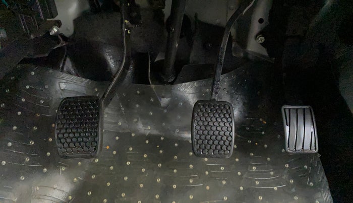 2022 Maruti Eeco 5 STR AC CNG (O), CNG, Manual, 6,587 km, Pedals