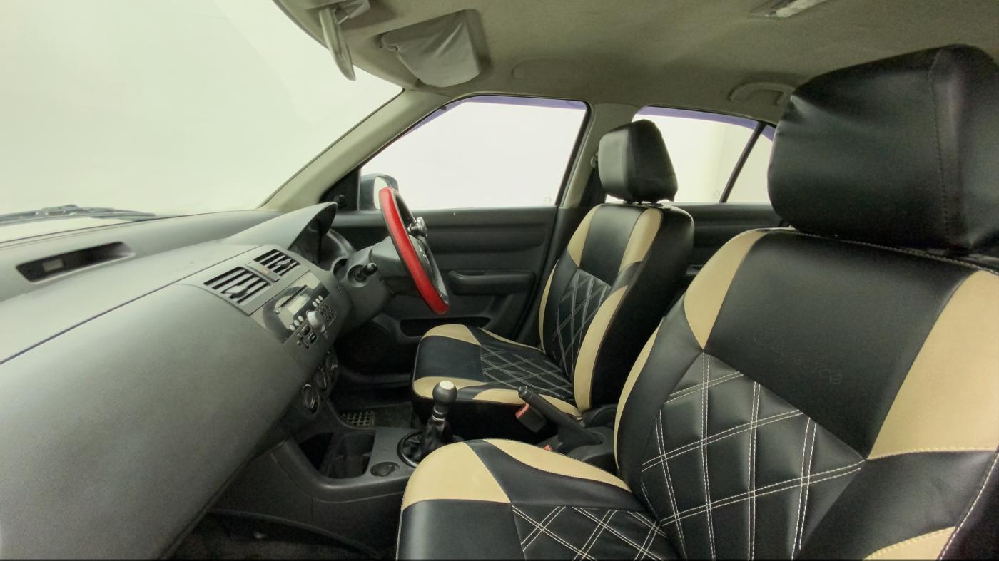 2010 Maruti Swift Dzire LXI, Petrol, Manual, 46,707 km, Right Side Front Door Cabin