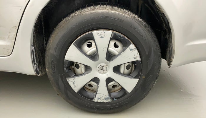 2010 Maruti Swift Dzire LXI, Petrol, Manual, 46,707 km, Left Rear Wheel