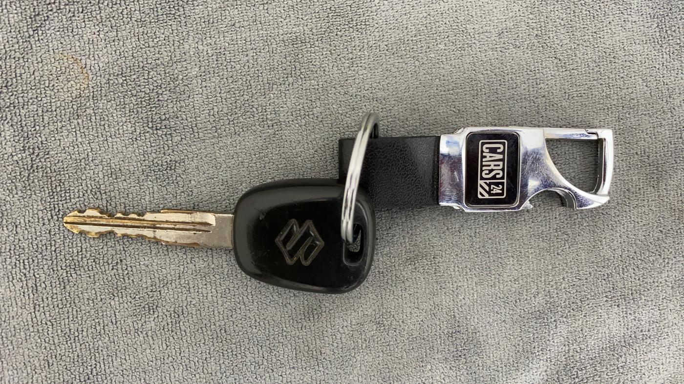 2010 Maruti Swift Dzire LXI, Petrol, Manual, 46,707 km, Key Close Up