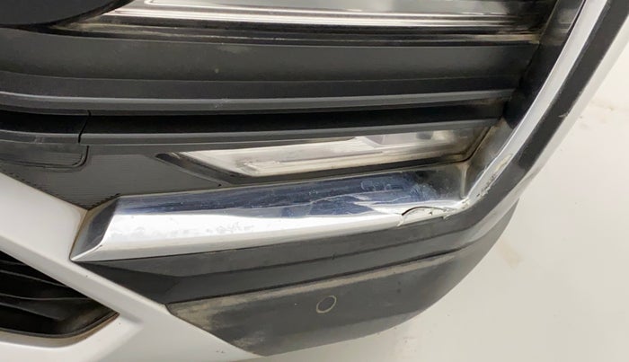 2019 MG HECTOR SHARP 2.0 DIESEL, Diesel, Manual, 49,559 km, Front bumper - Chrome strip damage