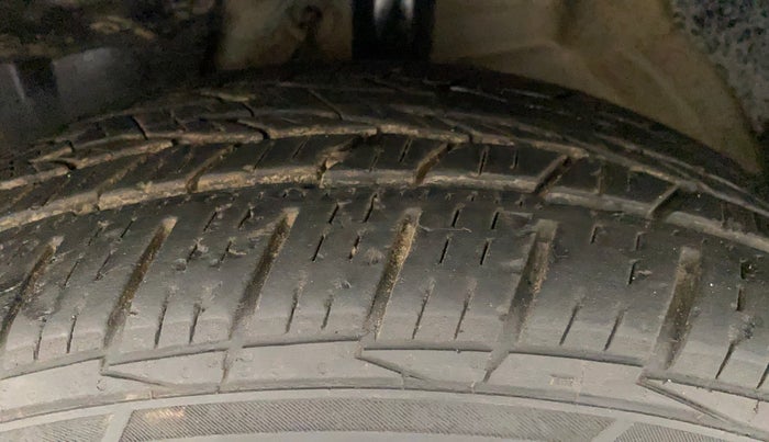 2019 MG HECTOR SHARP 2.0 DIESEL, Diesel, Manual, 49,559 km, Left Front Tyre Tread