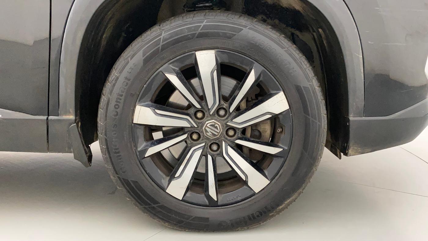 2019 MG HECTOR SHARP 2.0 DIESEL, CNG, Manual, 49,559 km, Right Front Wheel