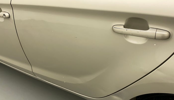 2010 Hyundai i20 MAGNA (O) 1.2, Petrol, Manual, 62,380 km, Rear left door - Slightly dented
