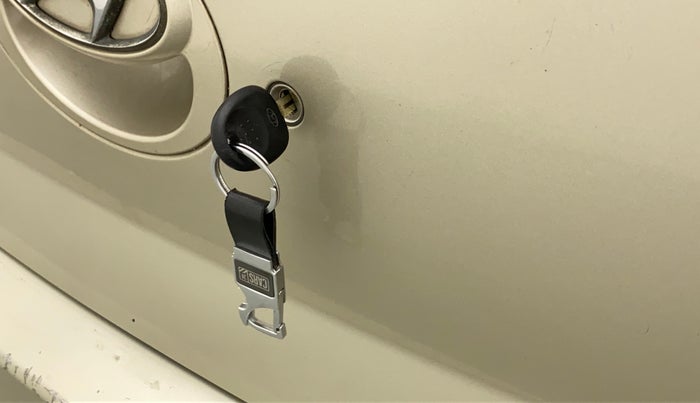 2010 Hyundai i20 MAGNA (O) 1.2, Petrol, Manual, 62,380 km, Lock system - Boot door not opening through lever