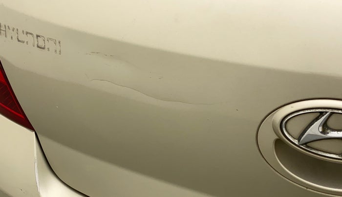 2010 Hyundai i20 MAGNA (O) 1.2, Petrol, Manual, 62,380 km, Dicky (Boot door) - Slightly dented
