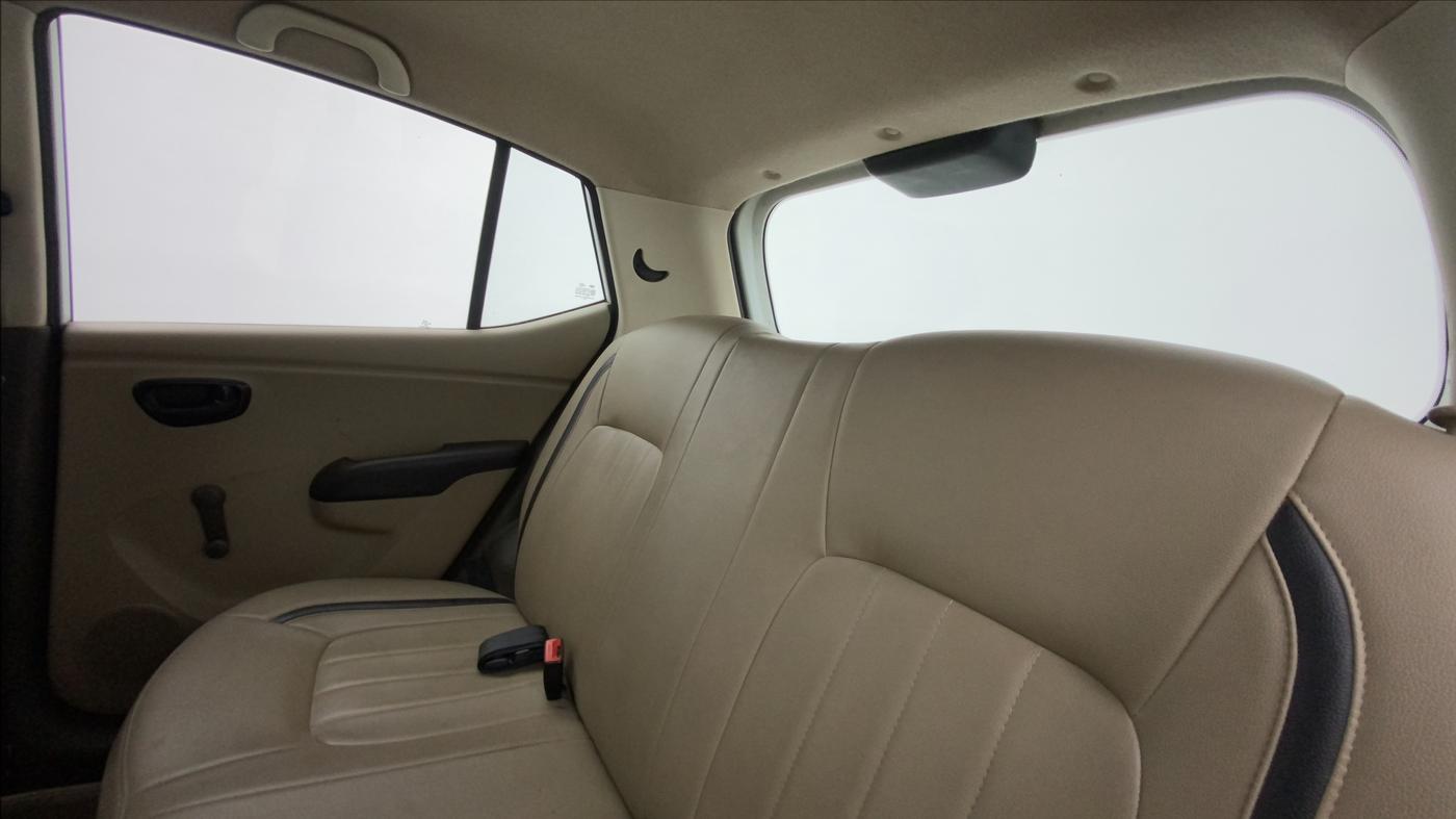 2012 Hyundai i10 ERA 1.1 IRDE, Petrol, Manual, 63,585 km, Right Side Rear Door Cabin