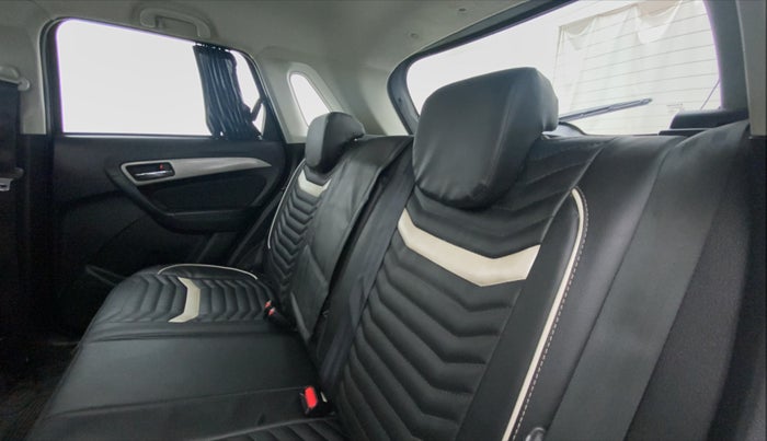 2018 Maruti Vitara Brezza ZDI AMT, Diesel, Automatic, 62,125 km, Right Side Rear Door Cabin
