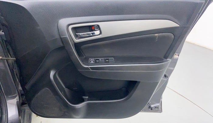 2018 Maruti Vitara Brezza ZDI AMT, Diesel, Automatic, 62,125 km, Driver Side Door Panels Control