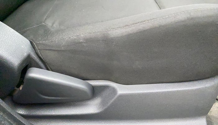 2015 Renault Kwid RXT 0.8, Petrol, Manual, 54,273 km, Driver Side Adjustment Panel