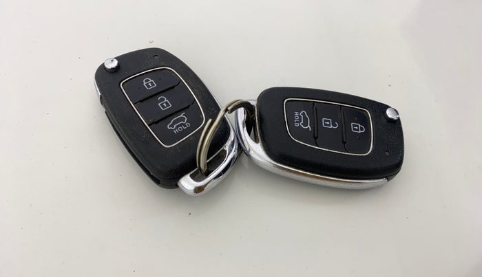 2017 Hyundai i20 Active 1.2 S, Petrol, Manual, 44,616 km, Key Close Up