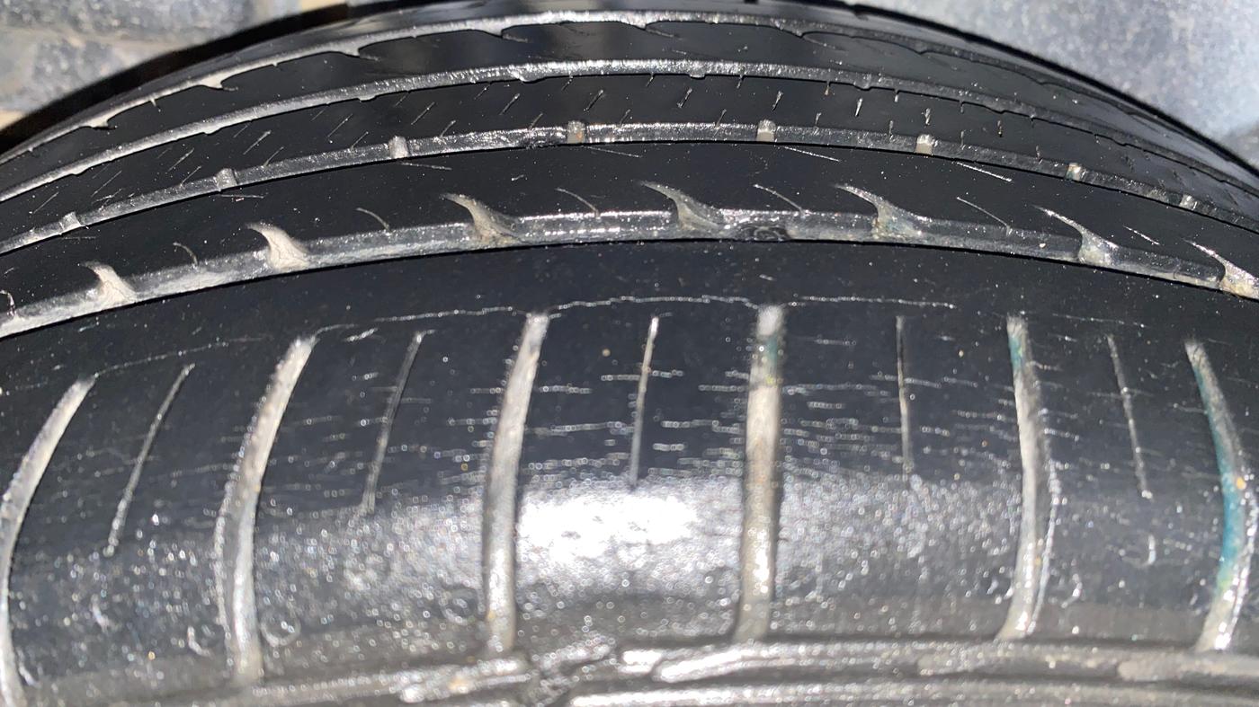 2021 Maruti Ciaz ALPHA 1.5 SHVS PETROL, Petrol, Manual, 38,137 km, Right Rear Tyre Tread
