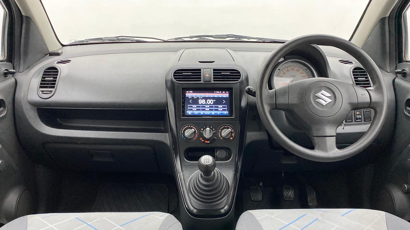 2010 Maruti Ritz LXI, Petrol, Manual, 62,568 km, Dashboard