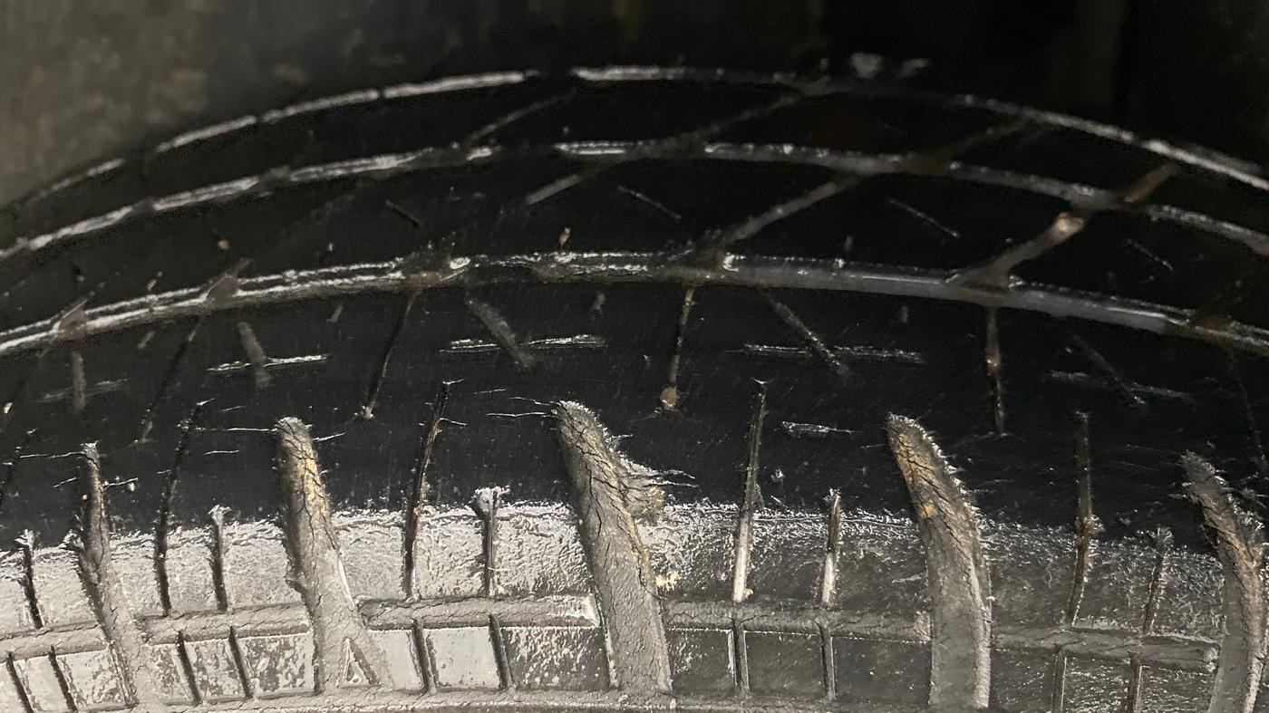 2010 Maruti Ritz LXI, Petrol, Manual, 62,568 km, Left Rear Tyre Tread