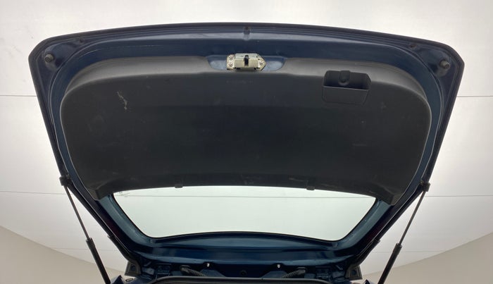 2010 Maruti Ritz LXI, Petrol, Manual, 62,568 km, Boot Door Open