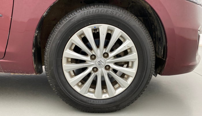 2016 Maruti Ciaz ZXI, Petrol, Manual, 60,318 km, Right Front Wheel