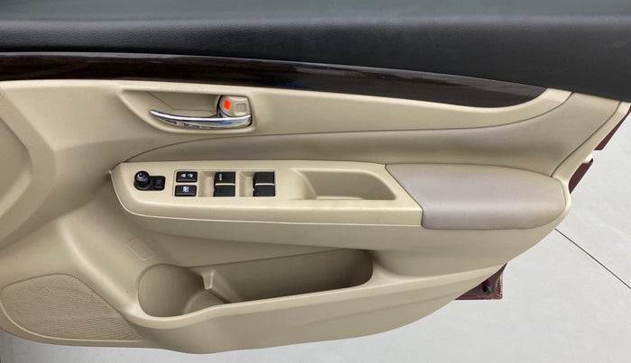 2016 Maruti Ciaz ZXI, Petrol, Manual, 60,318 km, Driver Side Door Panels Control