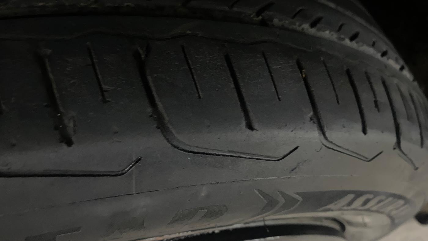 2023 Tata NEXON PURE S 1.5 REVOTORQ 6 MT, Diesel, Manual, 27,891 km, Left Front Tyre Tread