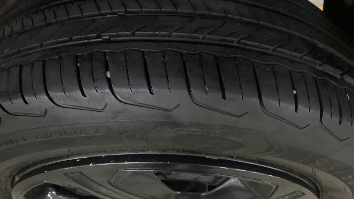 2023 Tata NEXON PURE S 1.5 REVOTORQ 6 MT, Diesel, Manual, 27,891 km, Left Rear Tyre Tread