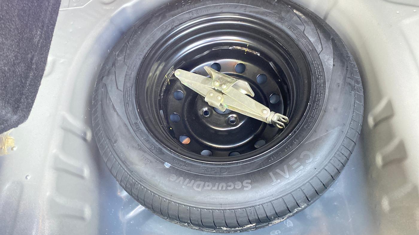 2025 Maruti Dzire ZXi AMT, Petrol, Automatic, 9,107 km, Spare Tyre