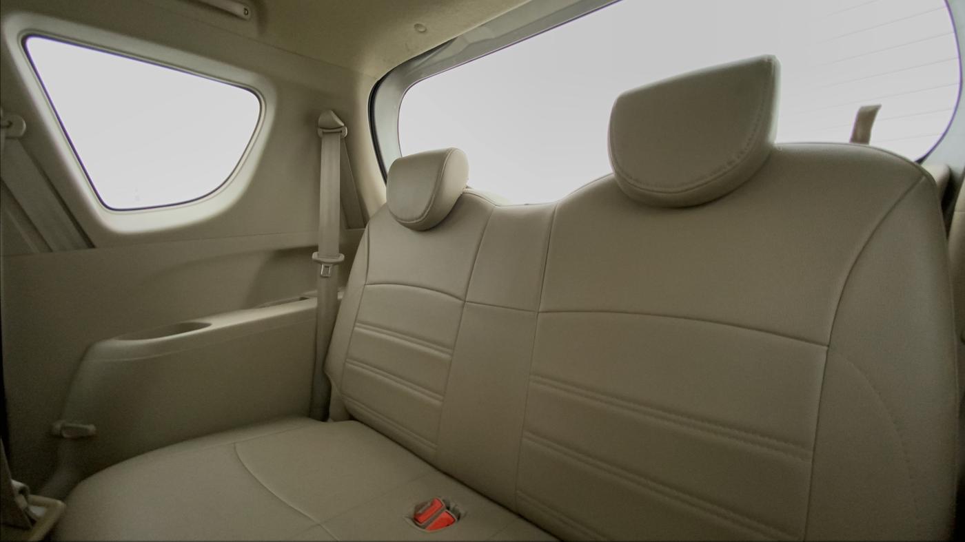 2015 Maruti Ertiga ZXI, Petrol, Manual, 17,205 km, Third Seat Row ( optional )