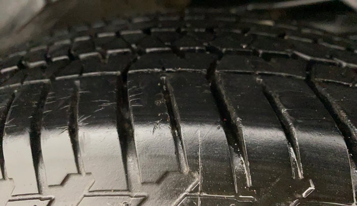 2019 Mahindra XUV500 W9 AT, Diesel, Automatic, 17,578 km, Left Rear Tyre Tread